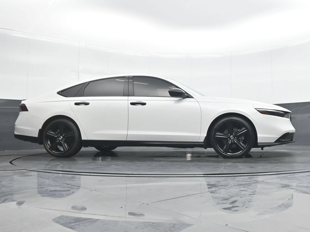 Used 2023 Honda Accord Sport image 31