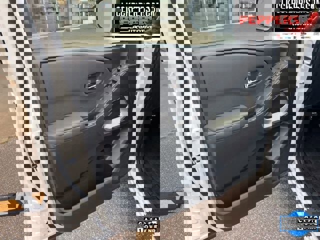 Used 2024 Nissan Frontier SV w/ Technology Package image 10