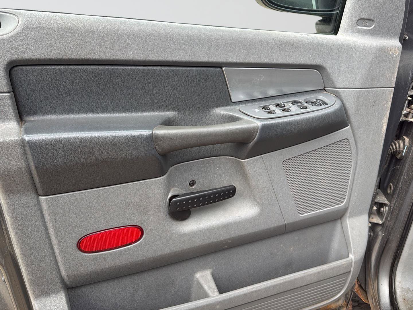 Used 2008 Dodge Ram 1500 Truck SLT AWD/4WD image 29