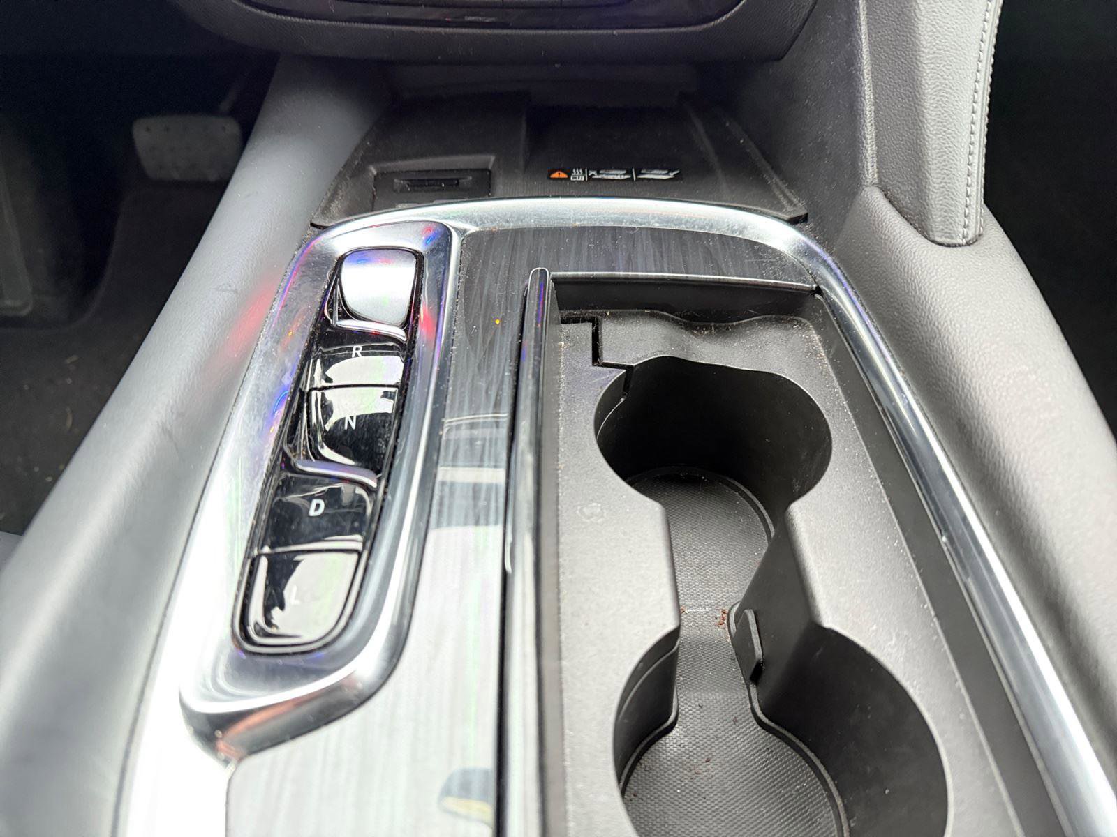 Used 2024 Buick Enclave Premium image 25