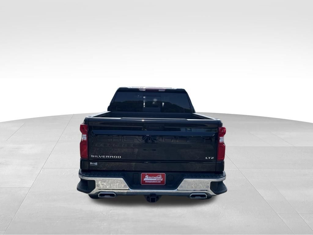Used 2025 Chevrolet Silverado 1500 LTZ w/ LTZ Premium Package AWD/4WD image 36