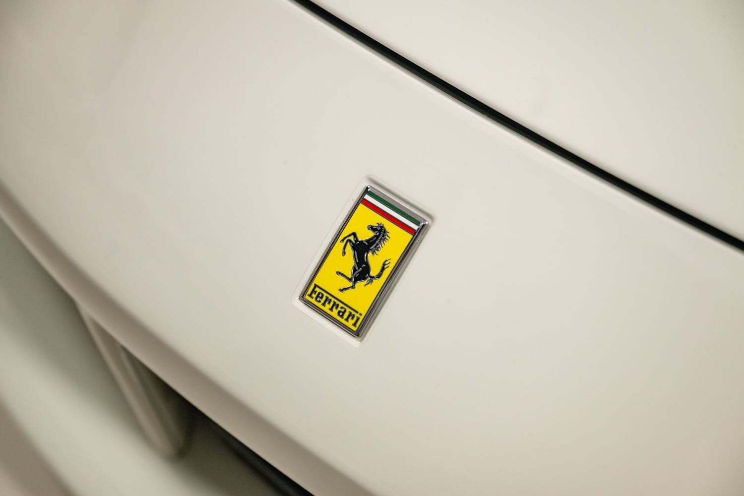Used 2017 Ferrari 488 GTB RWD image 48