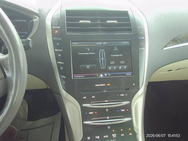 Used 2014 Lincoln MKZ Hybrid w/ Equipment Group 202A Reserve FWD image 12