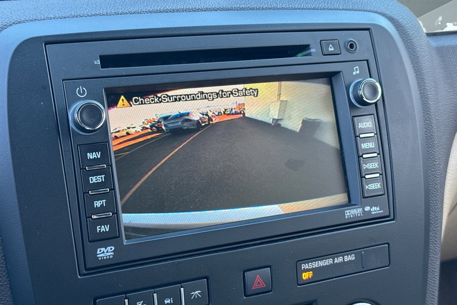 Used 2010 Buick Enclave CXL w/ Trailering Provision Package image 25