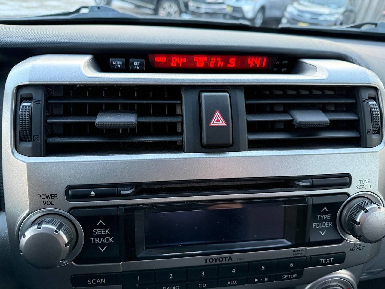 Used 2011 Toyota 4Runner SR5 w/ Convenience Pkg image 15