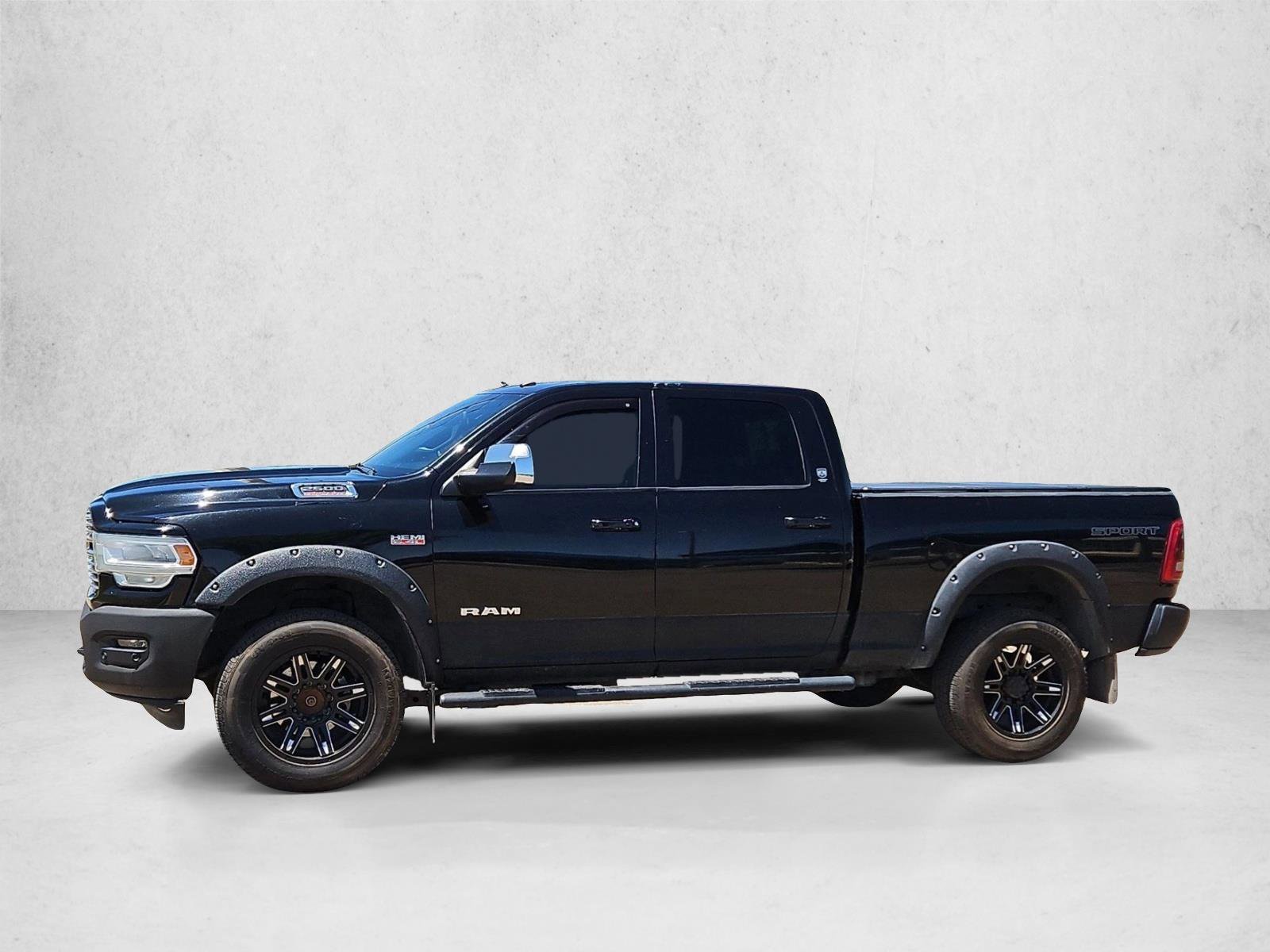 Used 2020 RAM 2500 Laramie AWD/4WD image 8