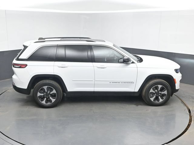 Used 2022 Jeep Grand Cherokee Limited 4xe w/ Luxury Tech Group II AWD/4WD image 41