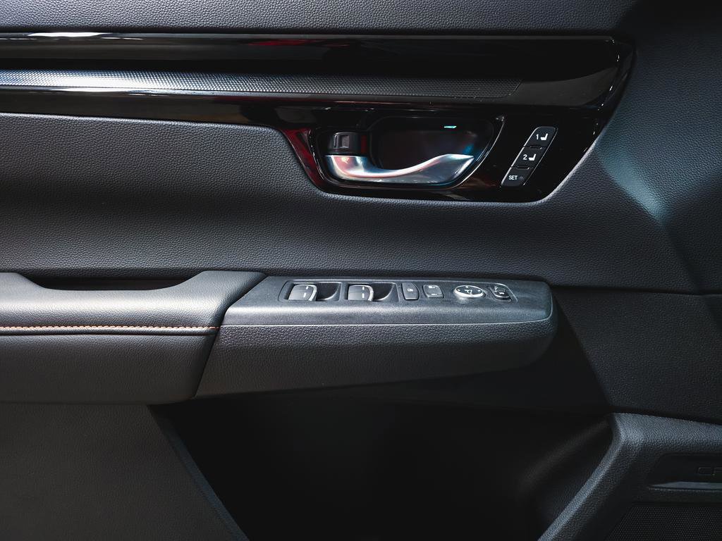 Used 2023 Honda CR-V Sport Touring image 16