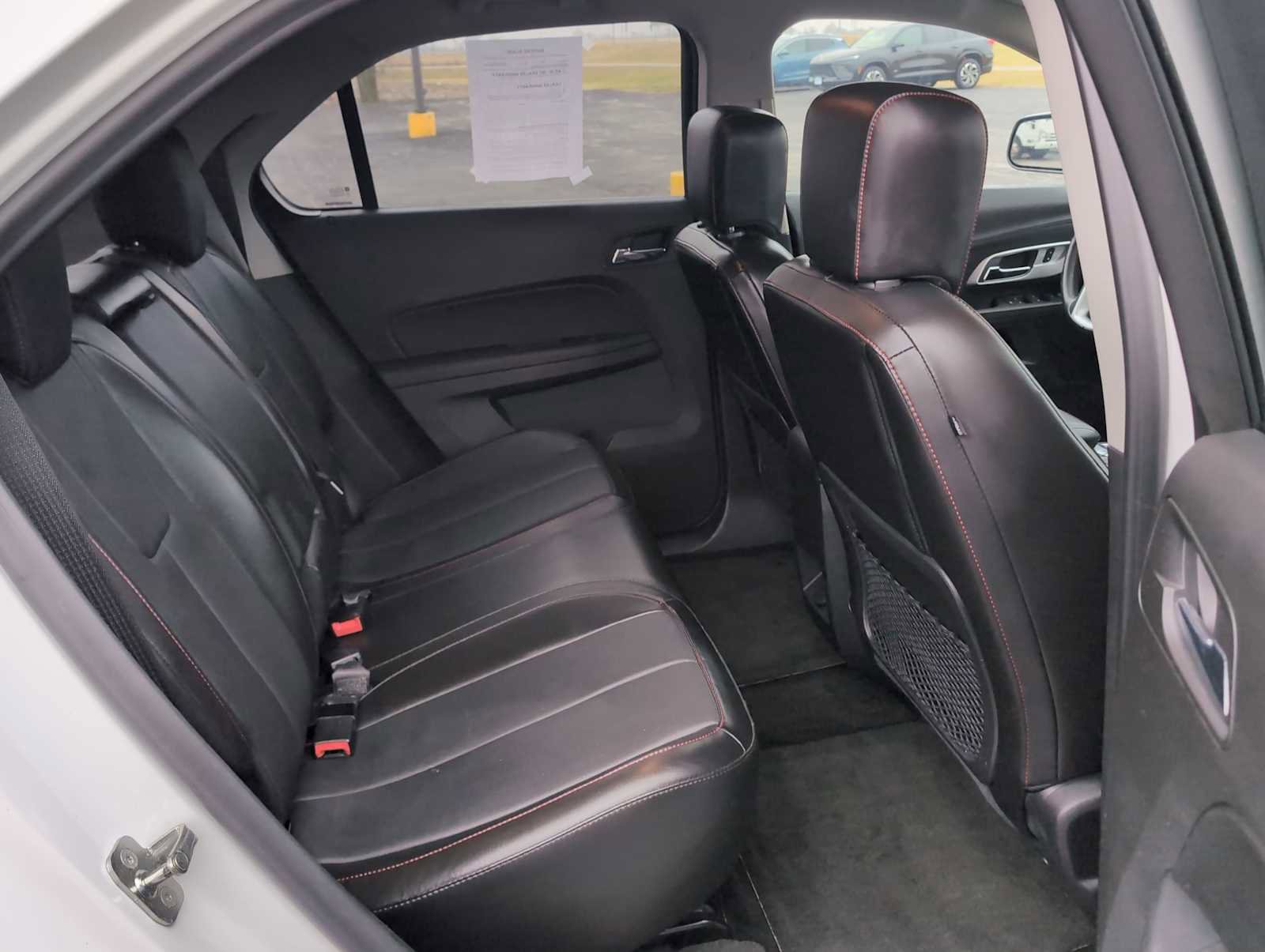 Used 2017 Chevrolet Equinox Premier image 24