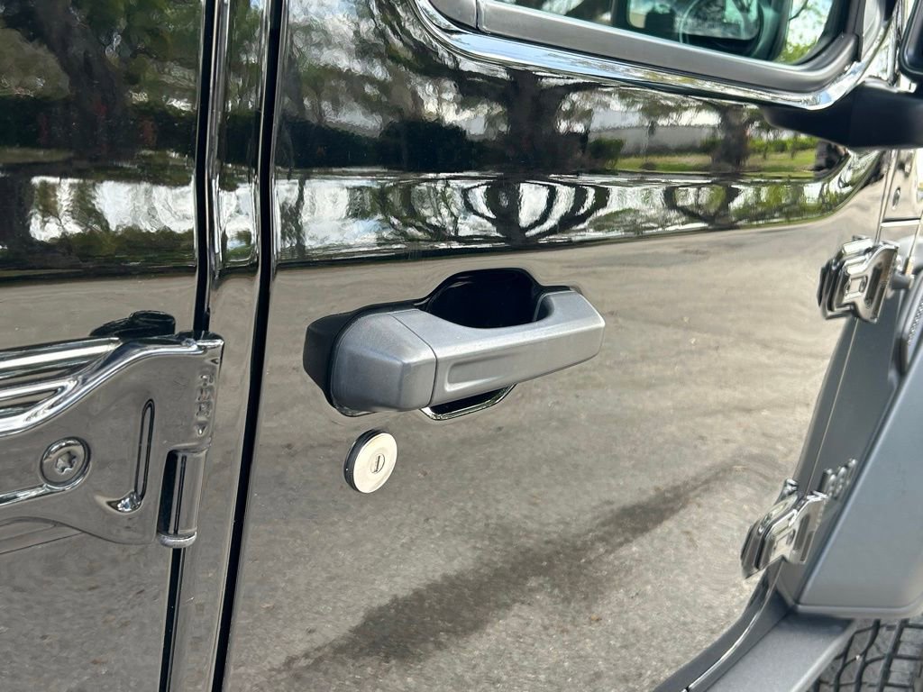 Certified 2023 Jeep Wrangler Sport image 28