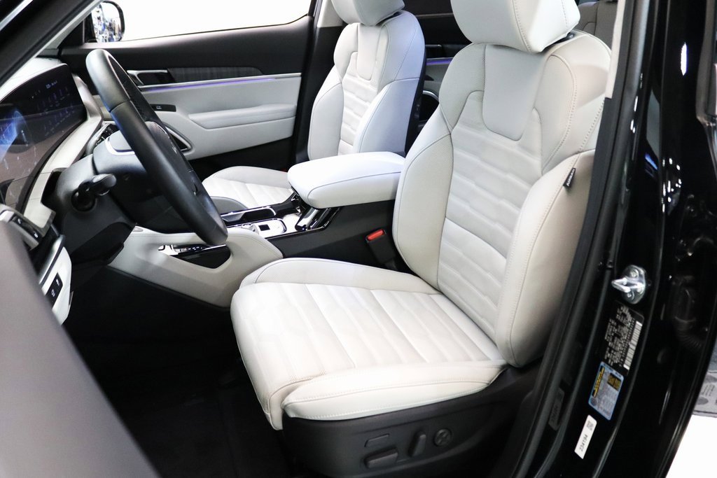 Used 2024 Kia Telluride SX Prestige image 2