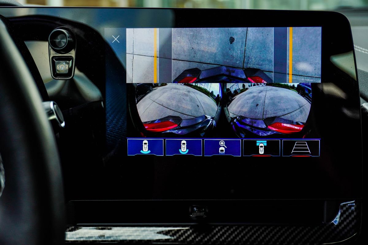 Used 2024 Chevrolet Corvette Stingray Preferred Cpe w/ Battery Protection Package image 23