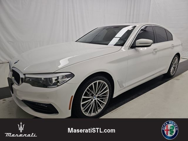 Used 2018 BMW 530i xDrive 530i xDrive image 1
