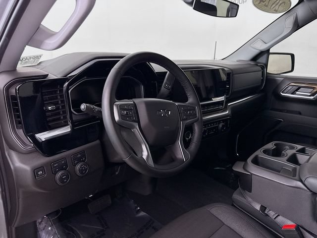 Used 2024 Chevrolet Silverado 1500 RST w/ Z71 Off-Road Package AWD/4WD image 11