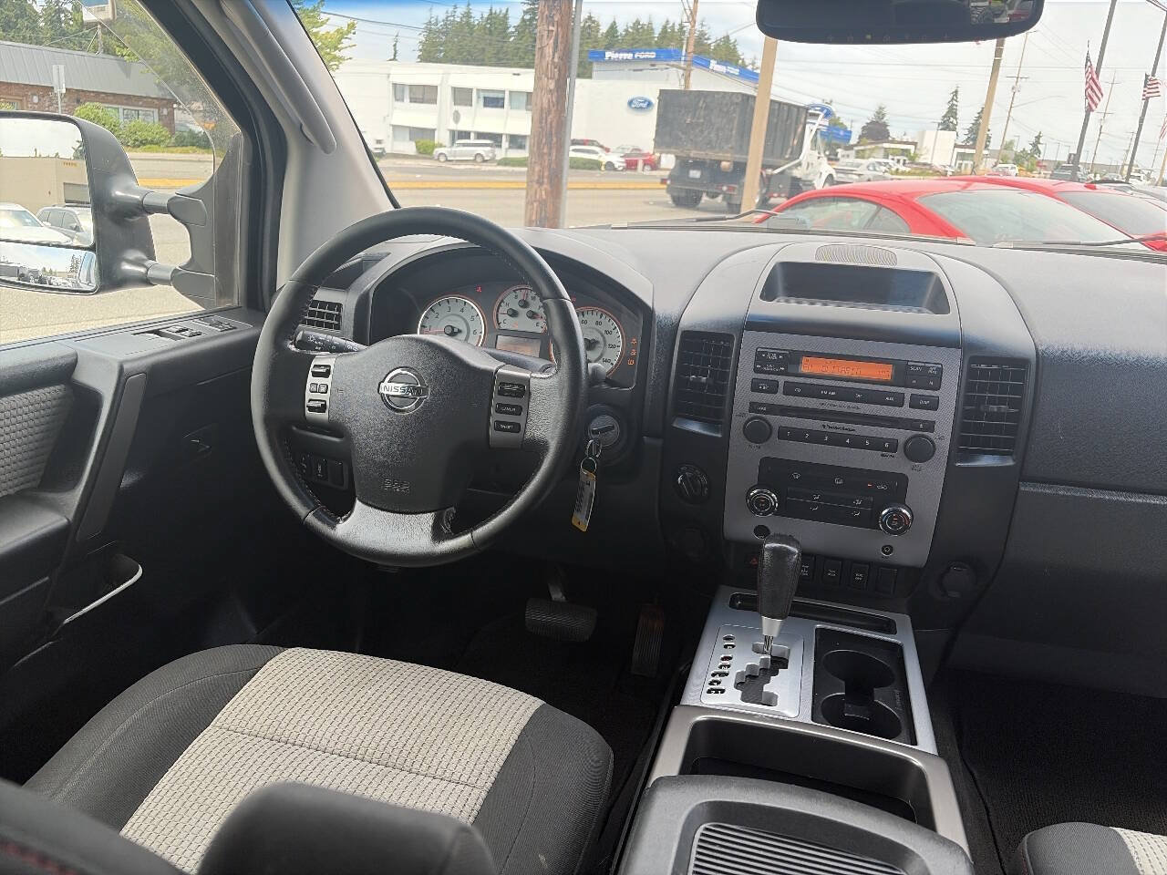 Used 2011 Nissan Titan PRO-4X AWD/4WD image 19