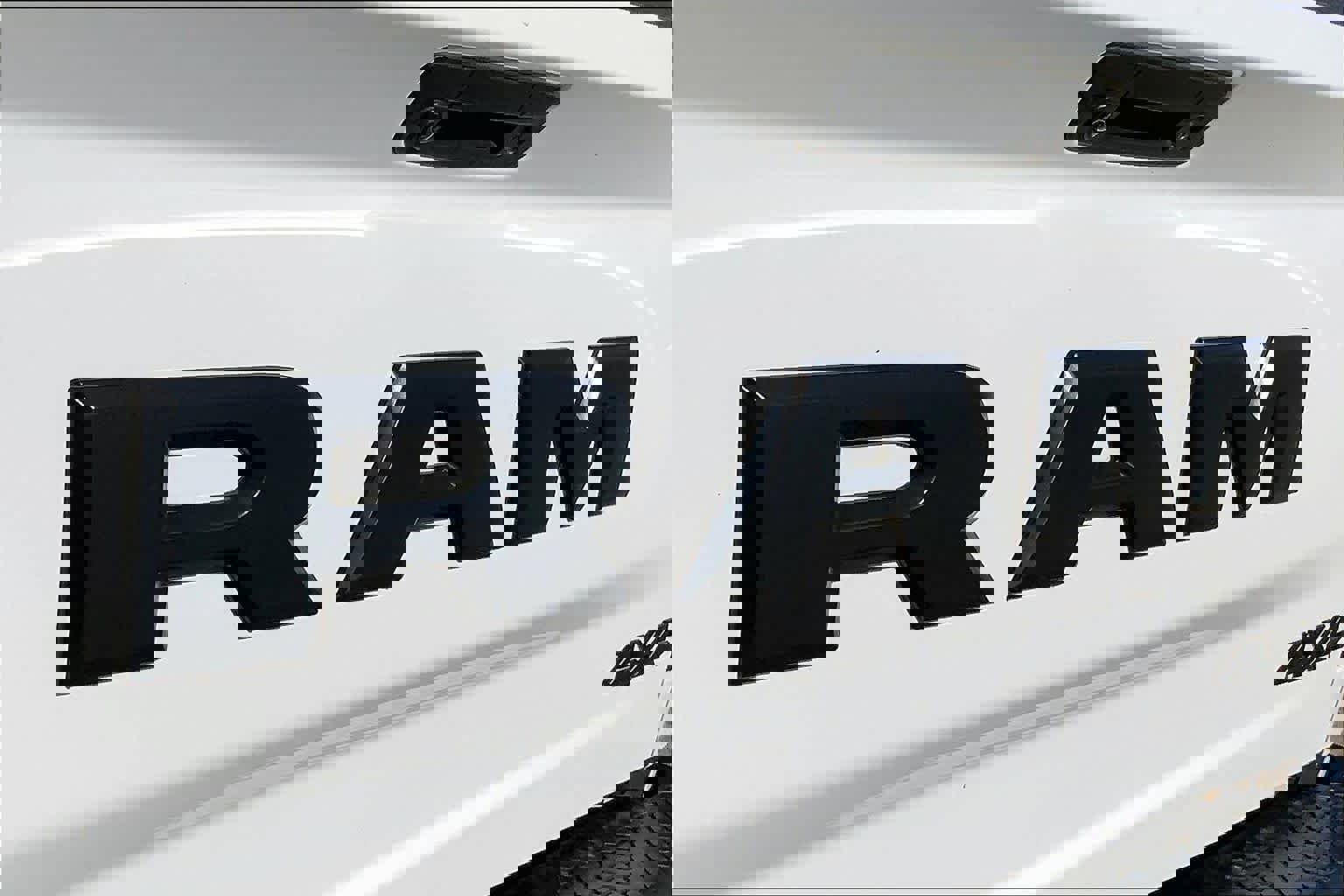 Used 2017 RAM 1500 Rebel w/ Luxury Group image 29