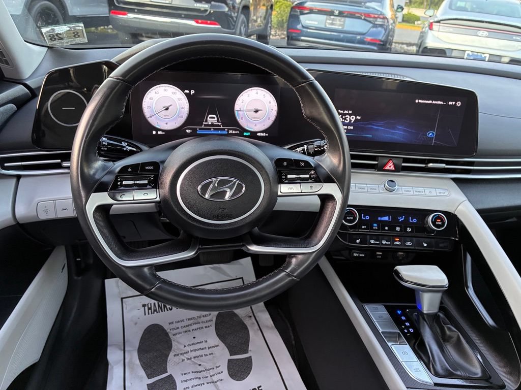 Used 2023 Hyundai Elantra Limited FWD image 23