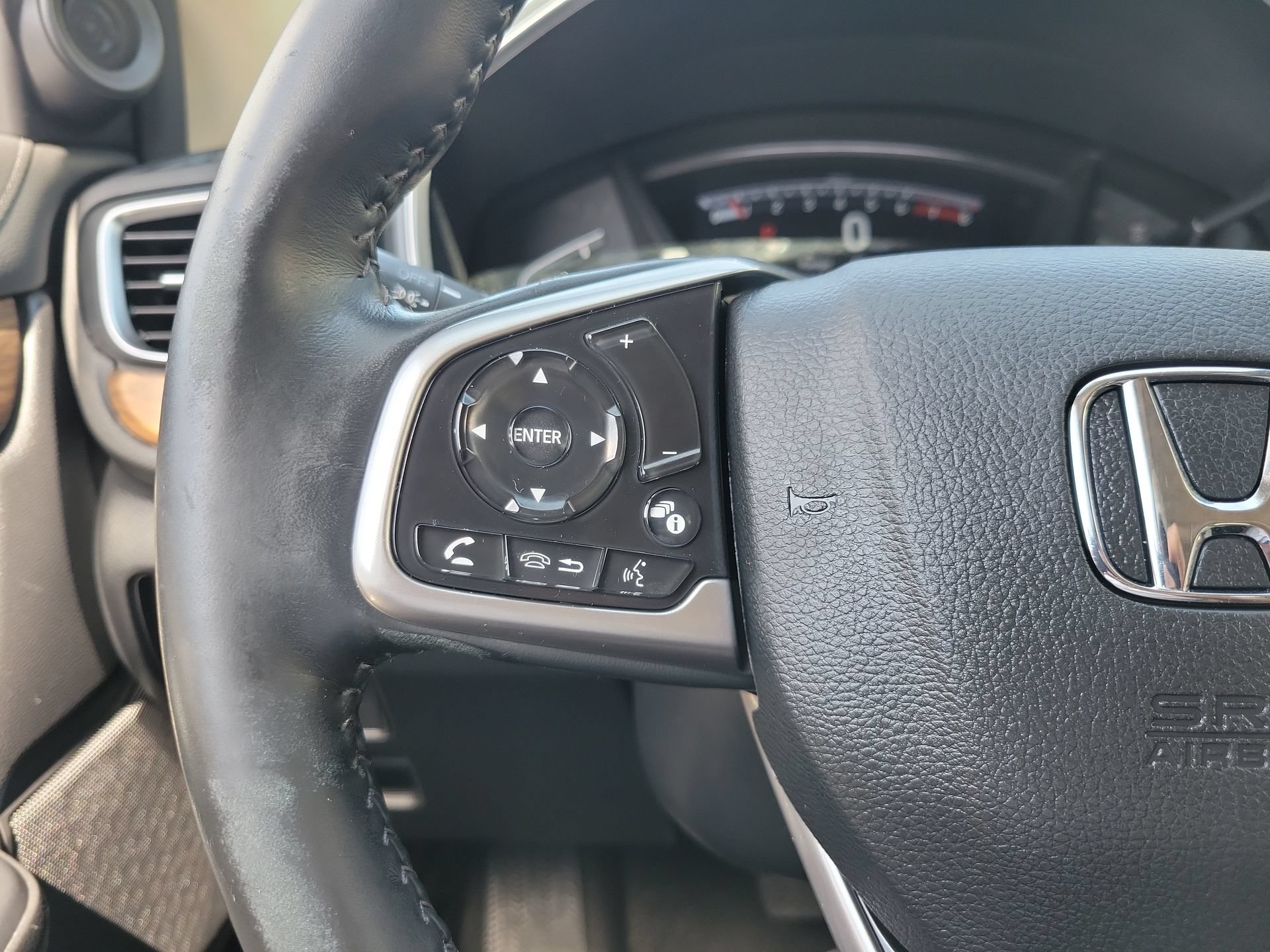 Used 2020 Honda CR-V Touring image 28