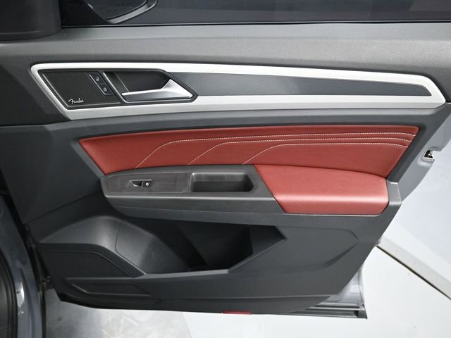 Used 2022 Volkswagen Atlas Cross Sport SEL Premium R-Line image 43