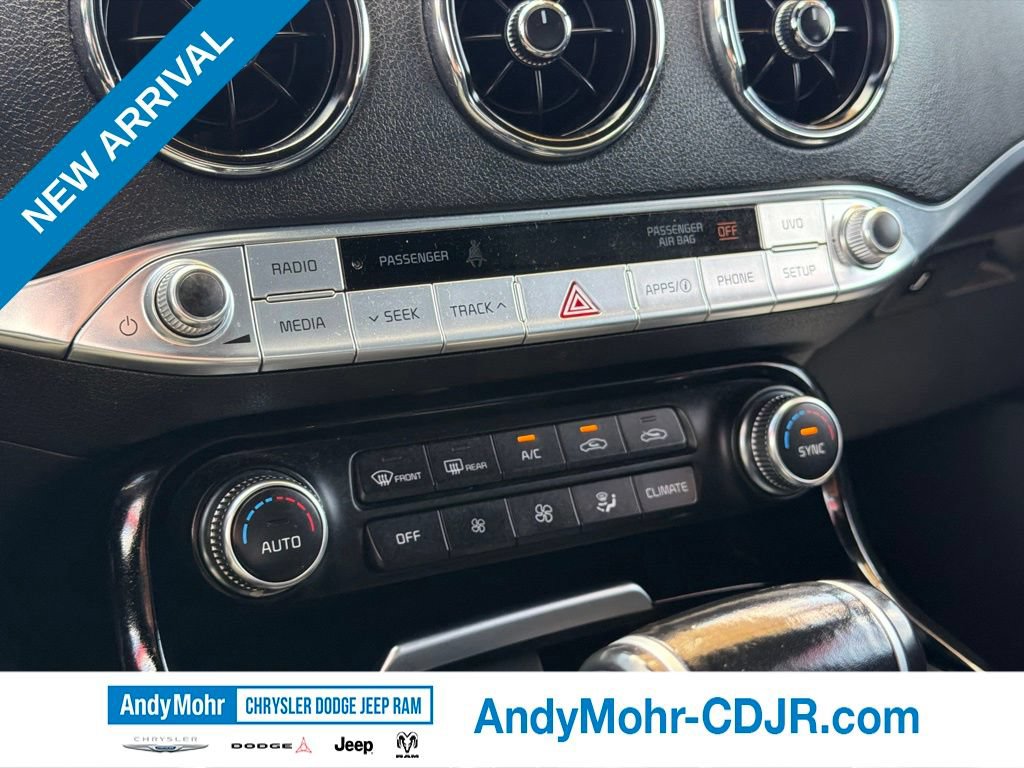 Used 2020 Kia Stinger GT-Line RWD image 22