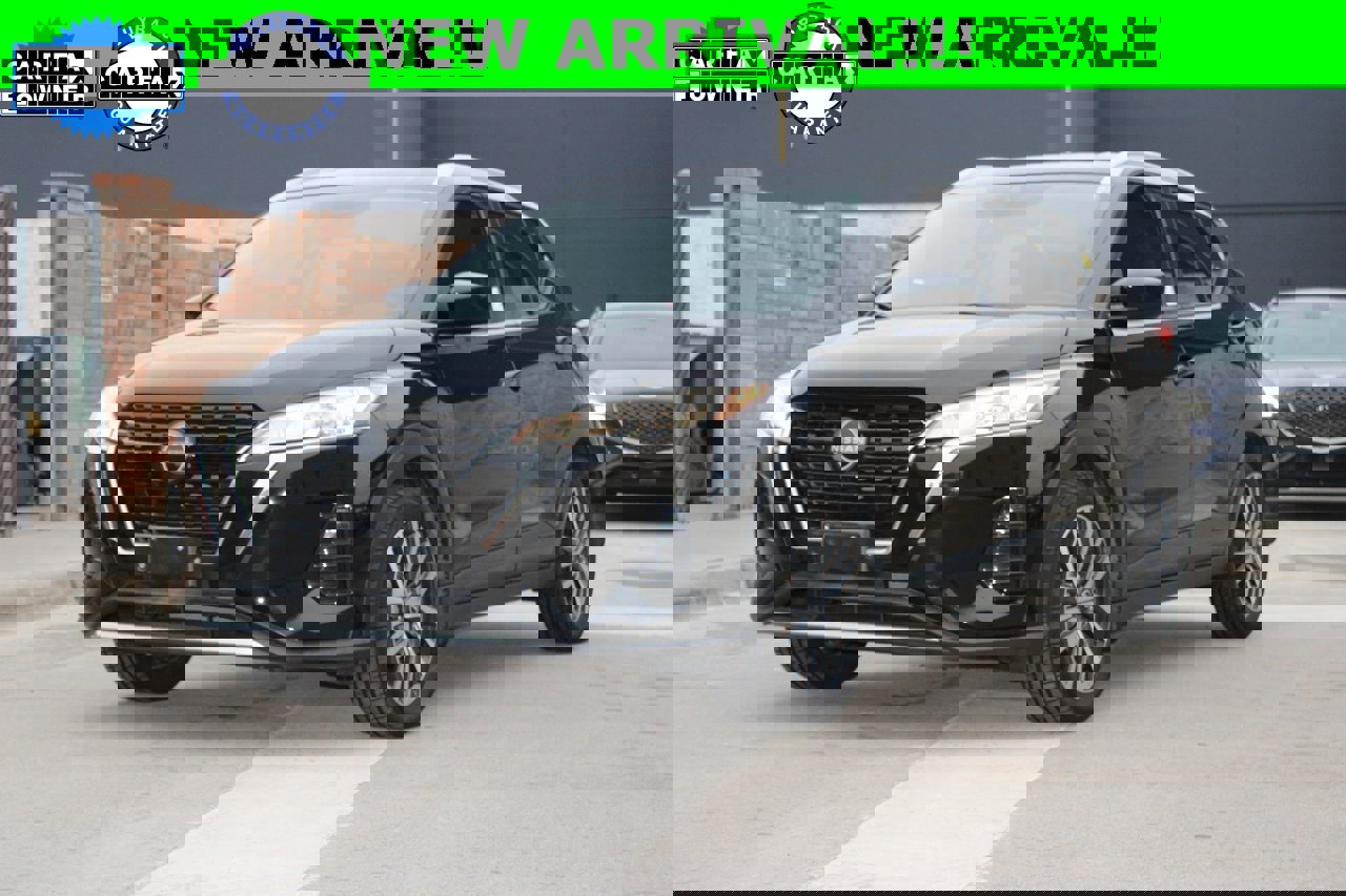 Used 2024 Nissan Kicks SV