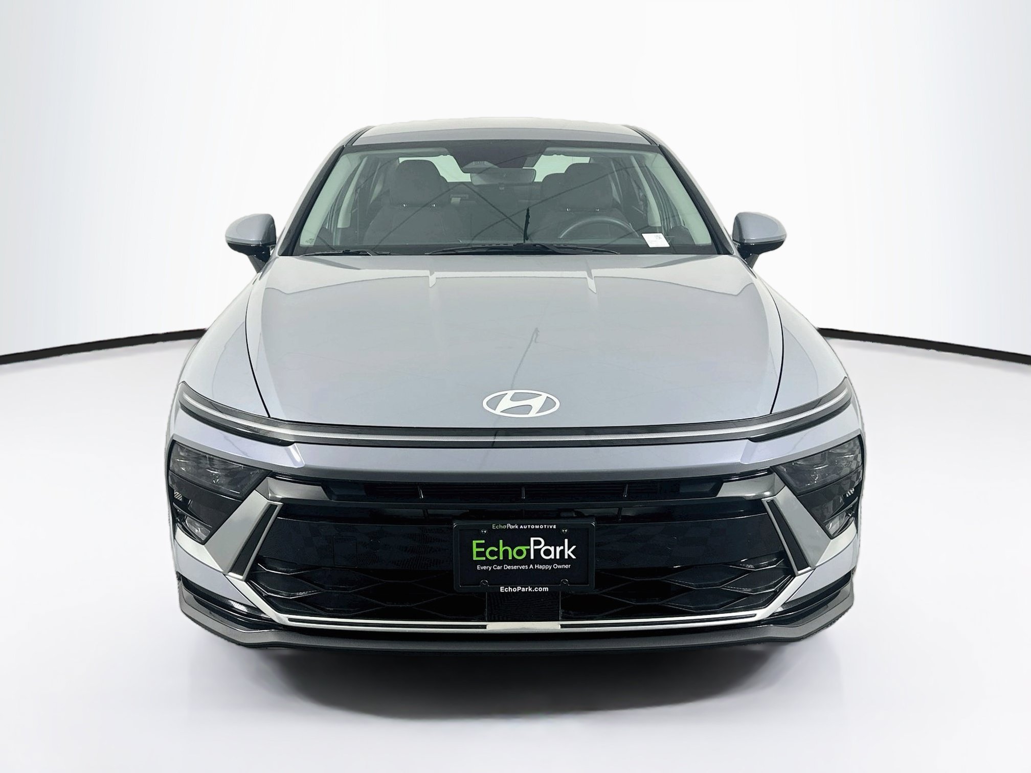 Used 2025 Hyundai Sonata SEL FWD image 2