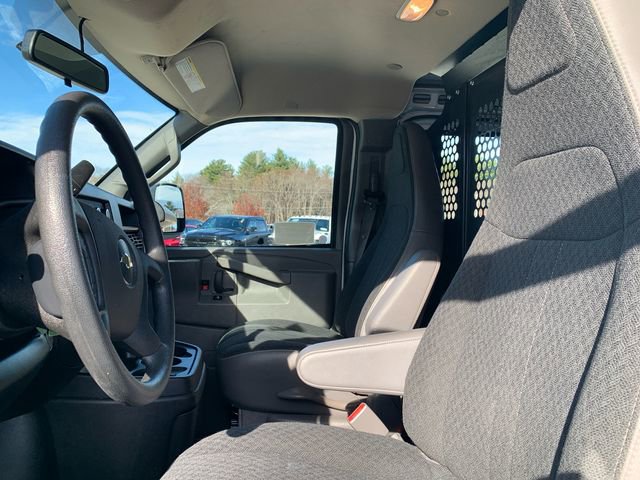 Used 2024 Chevrolet Express 2500 Work Van w/ Driver Convenience Package image 27