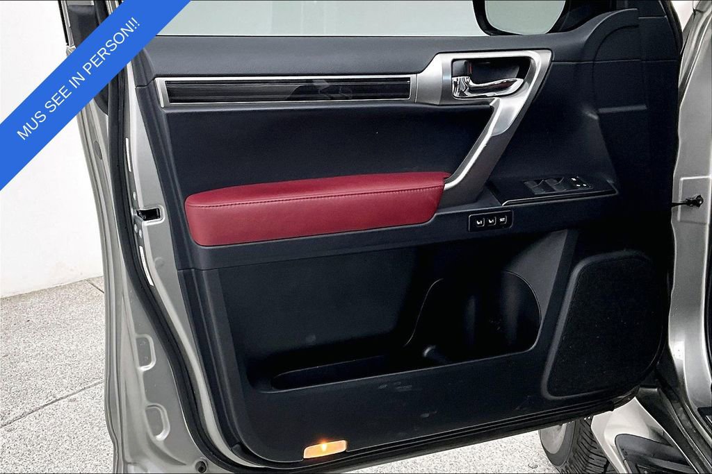 Used 2023 Lexus GX 460 Premium w/ Premium Package image 24