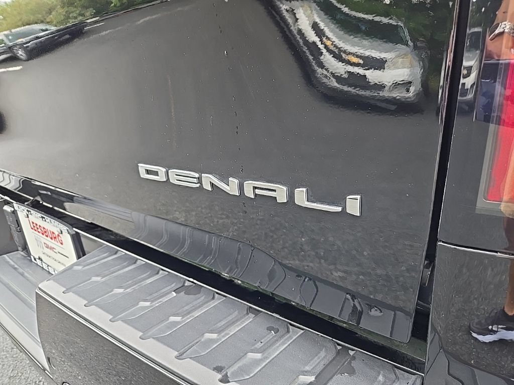 Used 2026 GMC Sierra EV Denali AWD/4WD image 11