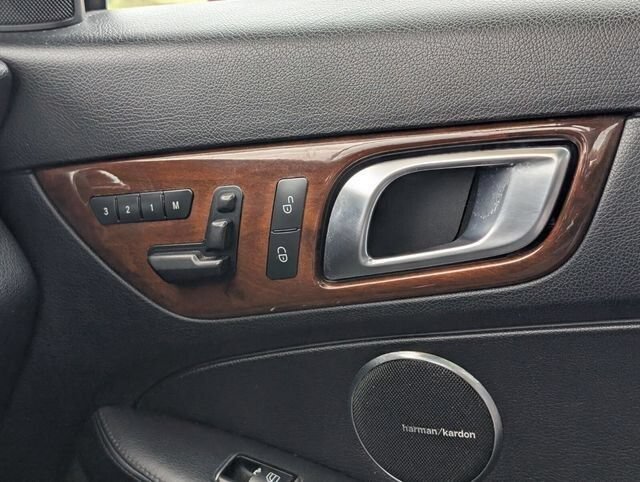 Used 2012 Mercedes-Benz SLK 350 image 34
