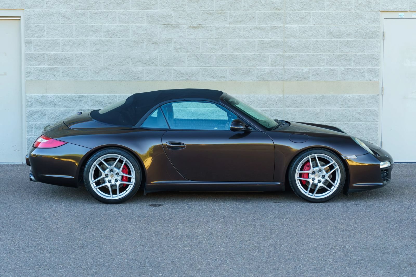 Used 2010 Porsche 911 Carrera S RWD image 31