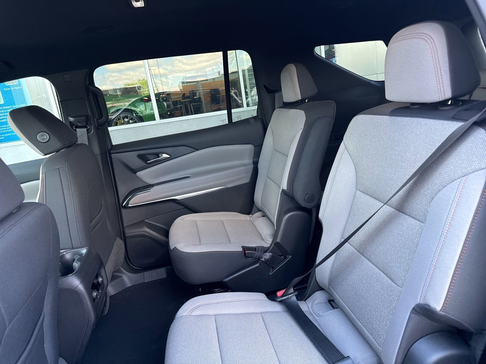 New 2026 Chevrolet Traverse LT AWD/4WD image 15