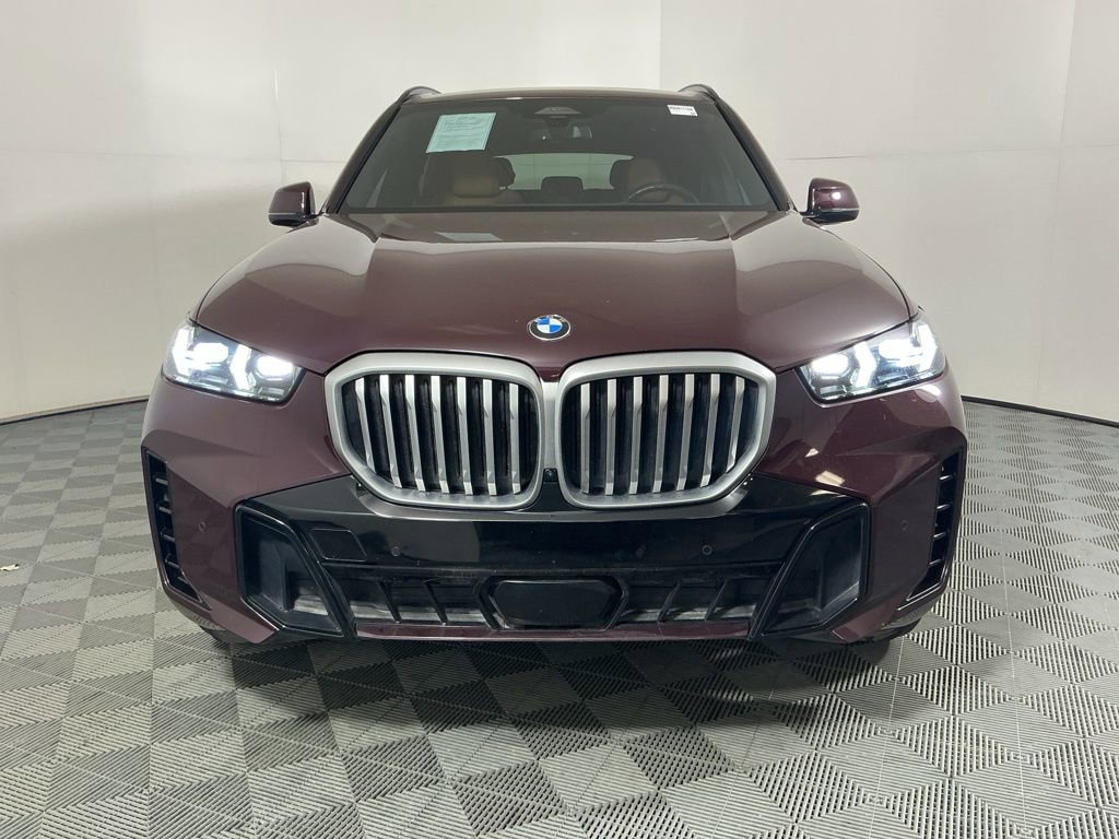 Certified 2024 BMW X5 xDrive40i w/ M Sport Package image 3