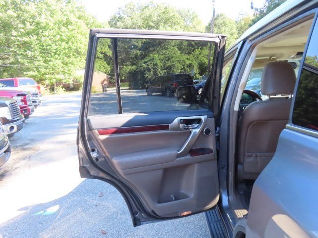 Used 2016 Lexus GX 460 Luxury AWD/4WD image 12