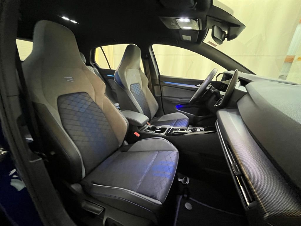 Certified 2025 Volkswagen Golf w/ Euro Stye Package image 13