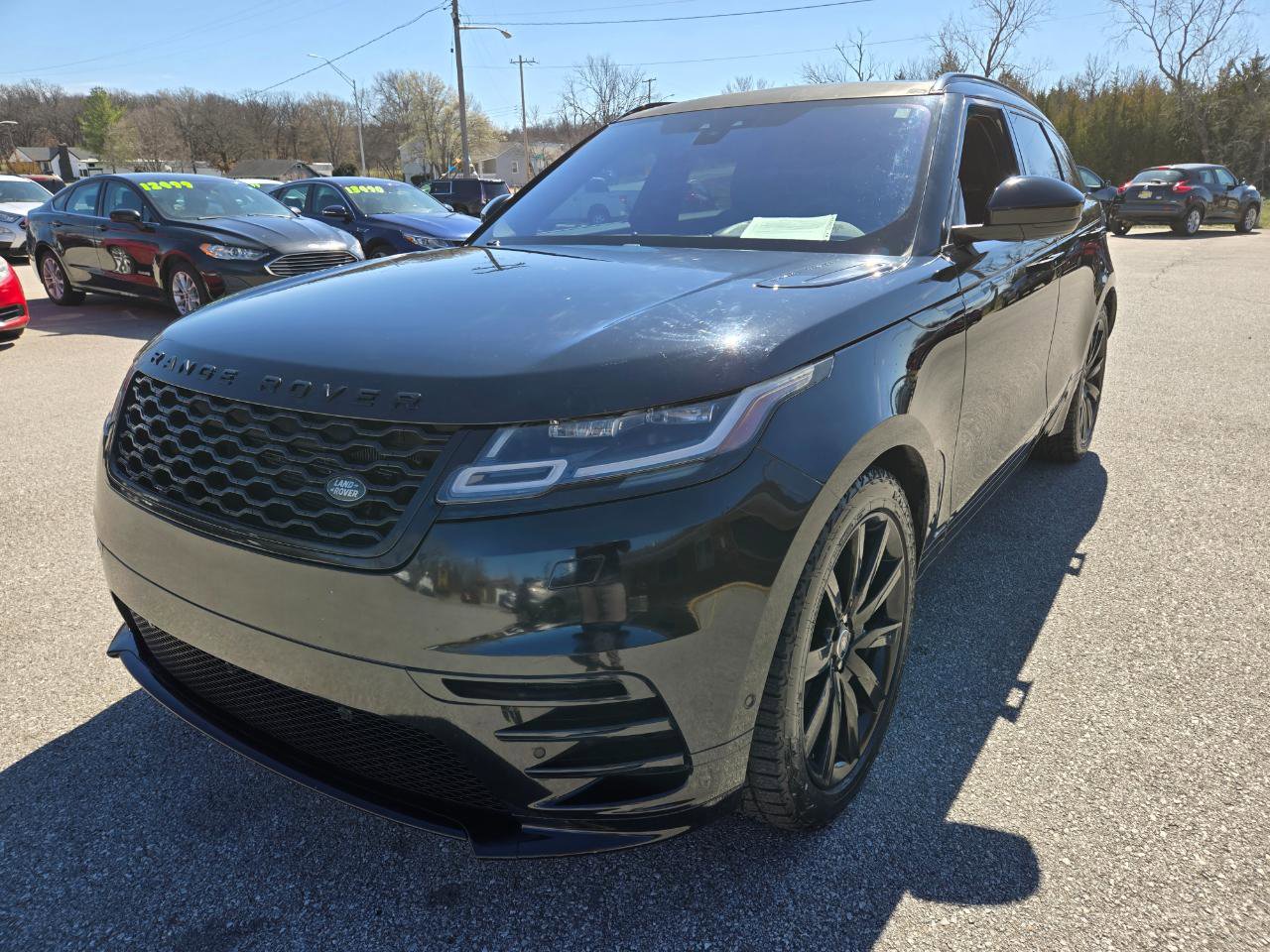 Used 2018 Land Rover Range Rover Velar R-Dynamic SE image 1