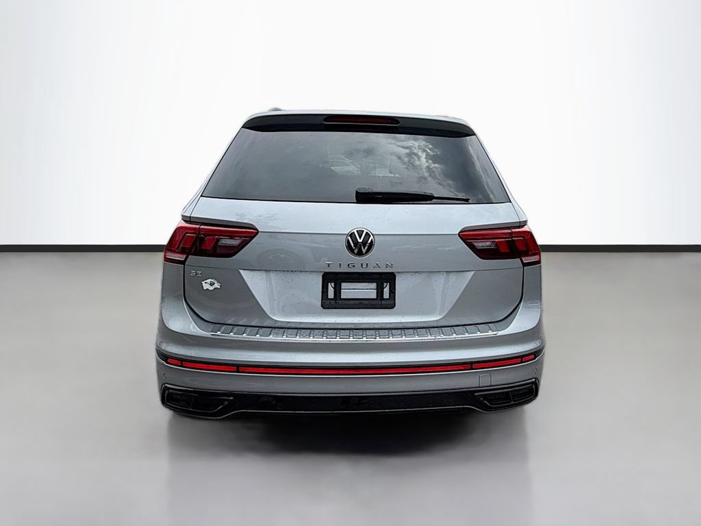Used 2022 Volkswagen Tiguan SE R-Line FWD image 6