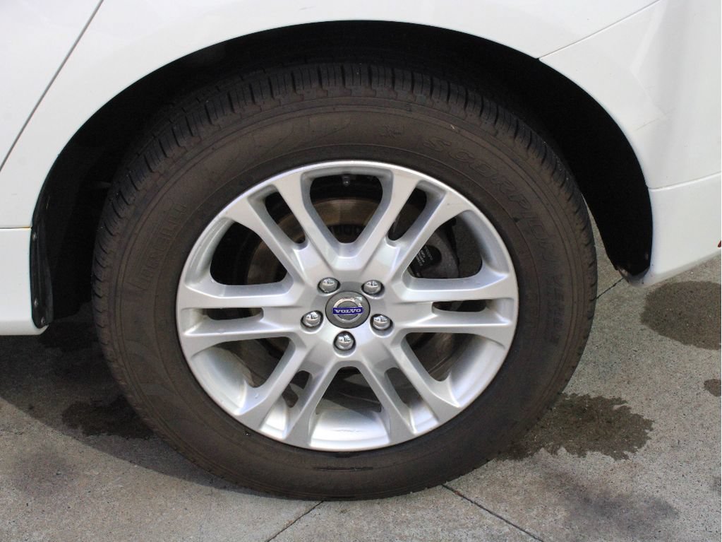 Used 2015 Volvo XC60 T5 AWD/4WD image 13