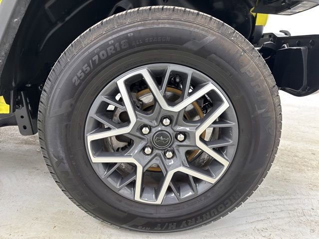 Used 2024 Jeep Wrangler Unlimited Sahara AWD/4WD image 28