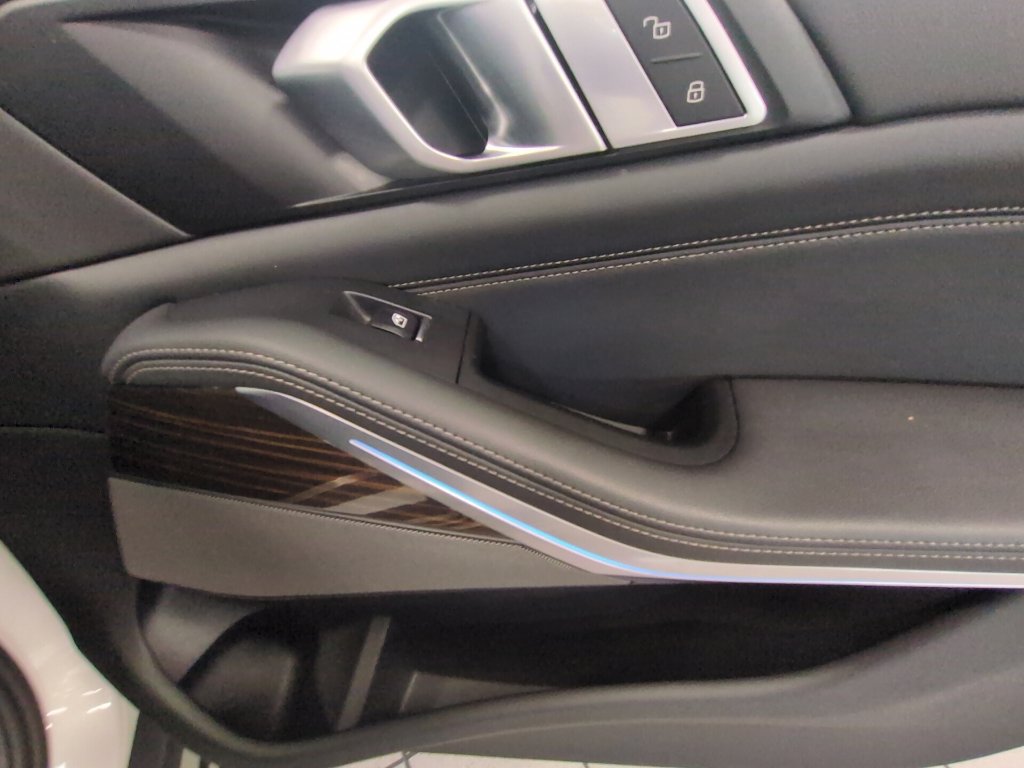 Used 2026 BMW X5 sDrive40i RWD image 22