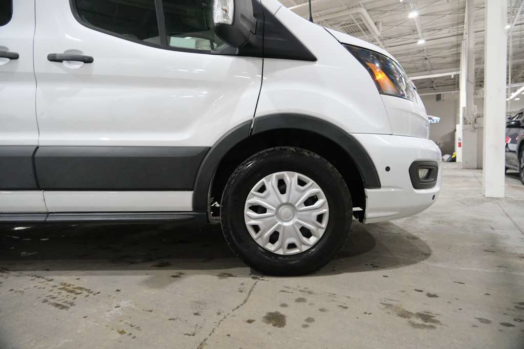 Used 2024 Ford Transit 350 XLT RWD image 14
