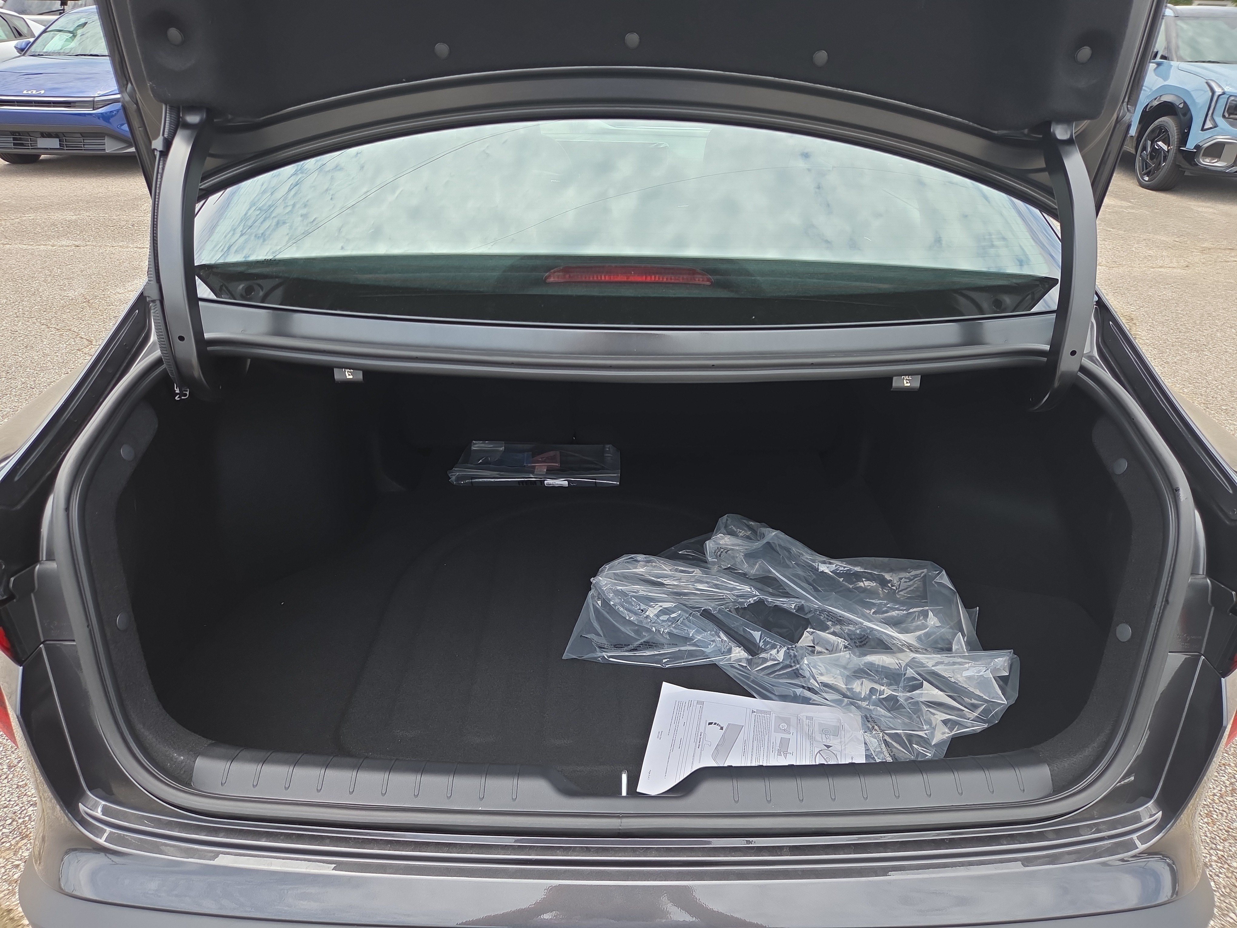 New 2026 Kia K4 FWD image 8