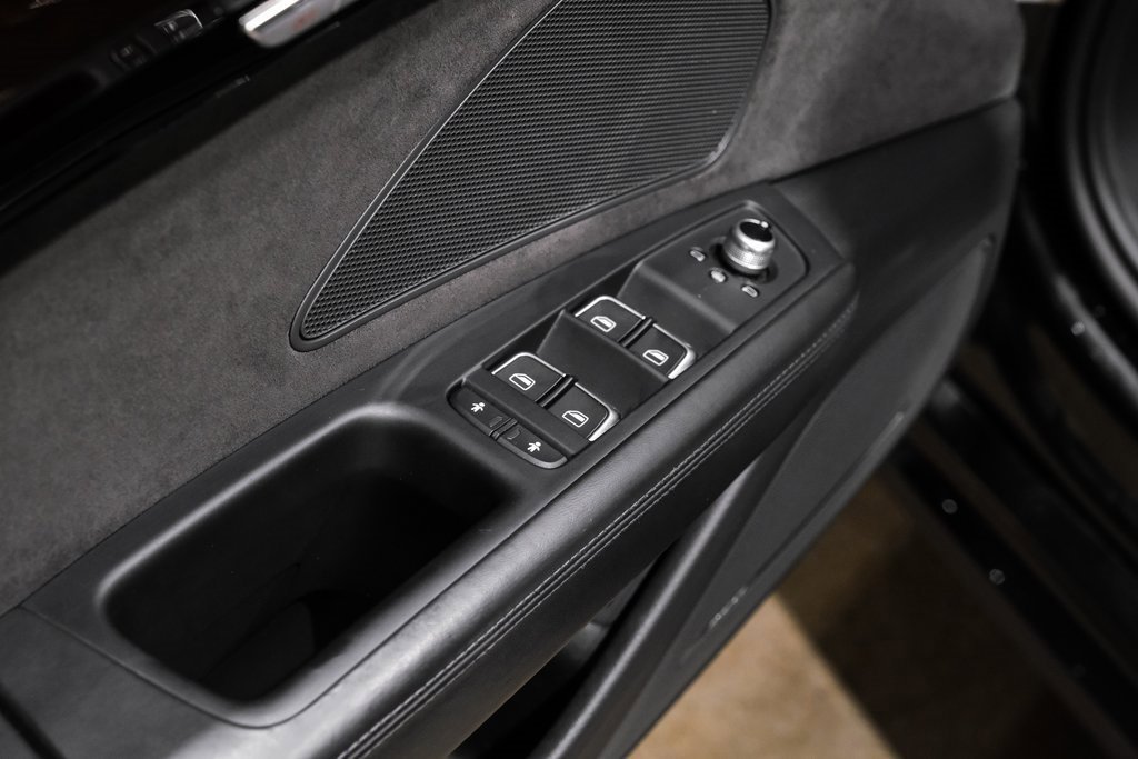 Used 2017 Audi A8 L 3.0T w/ Executive Package image 37