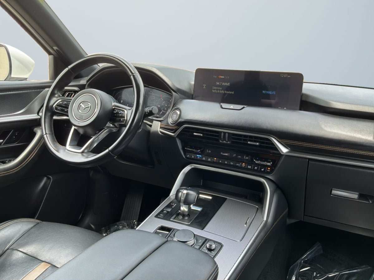 Used 2024 MAZDA CX-90 Plug-In Hybrid w/ Premium Plus AWD/4WD image 14