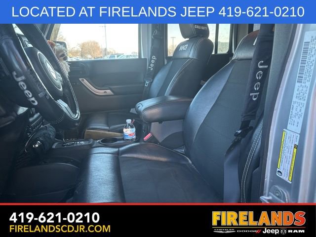 Used 2012 Jeep Wrangler Unlimited Rubicon image 32
