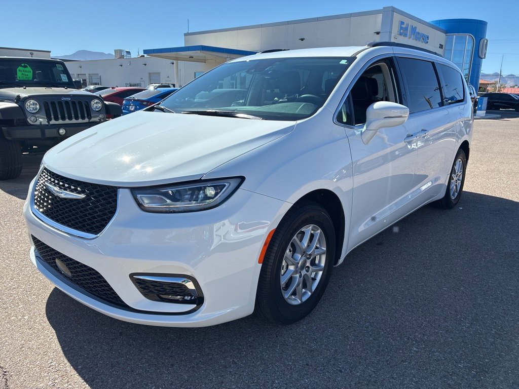 Used 2022 Chrysler Pacifica Touring-L