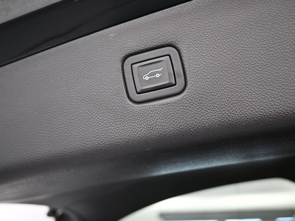 Used 2020 Chevrolet Blazer RS FWD image 54
