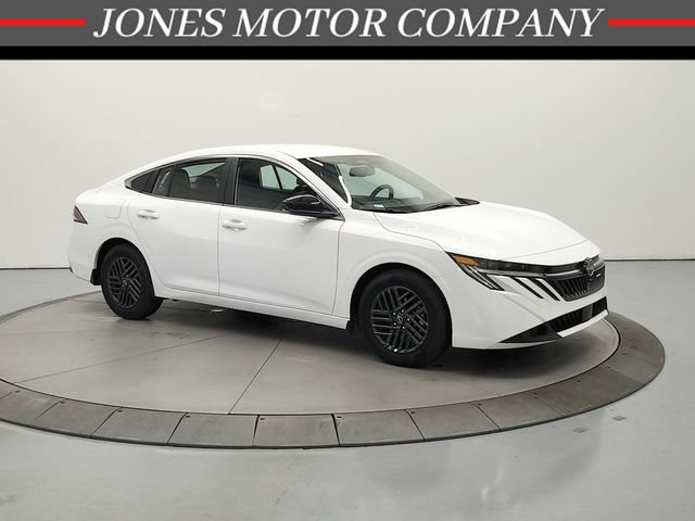 Used 2026 Nissan Sentra SV w/ SV Convenience Package FWD image 1