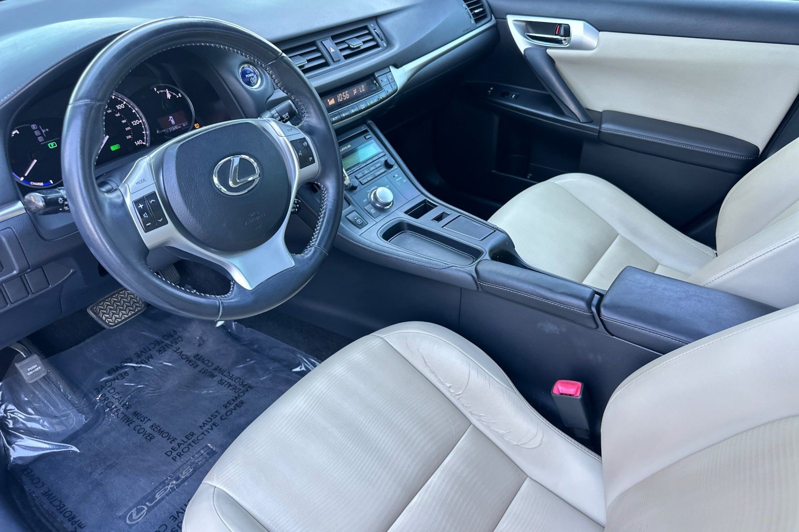 Used 2013 Lexus CT 200h FWD image 4
