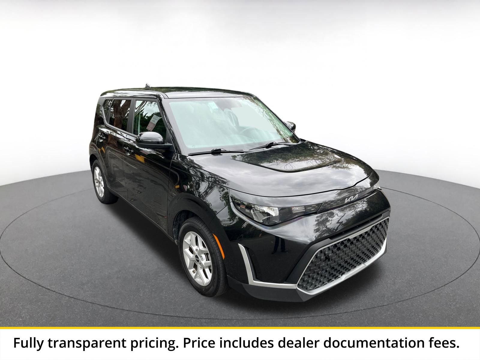 Used 2025 Kia Soul LX w/ LX Technology Package